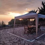 Alexandra Apartment