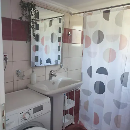 Apartment Alexandra *